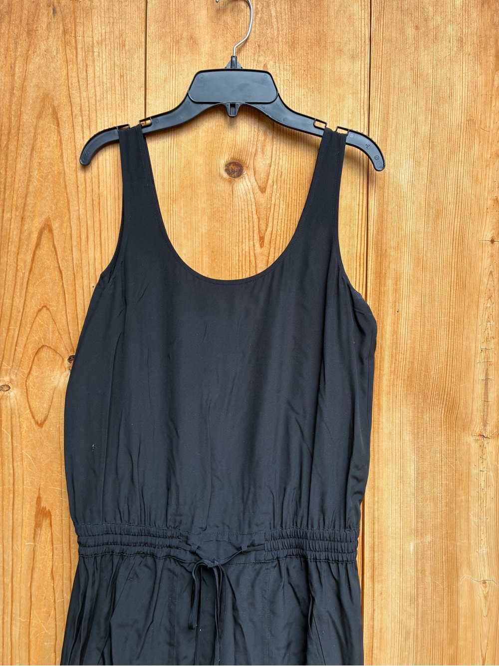 VINCE Silk Sleeveless Jumpsuit Color Black Size US 4 - Picture 3 of 9